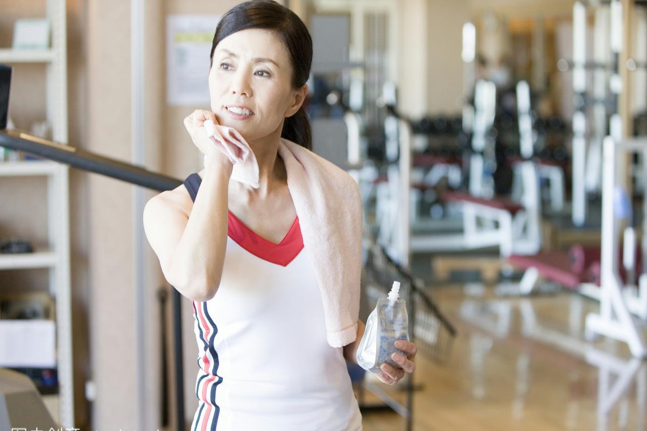 ＂健腹轮的危害＂什么运动最减肥⇋早上起来做什么运动最减肥
